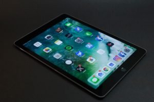 ipad, decline of the tablet market